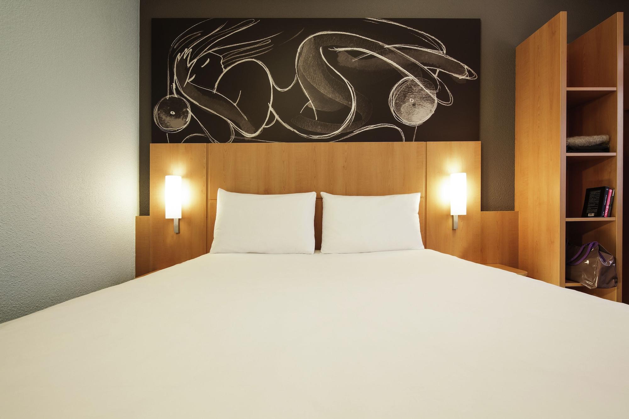 Ibis Paris Gare De Lyon Ledru Rollin Hotel Екстериор снимка