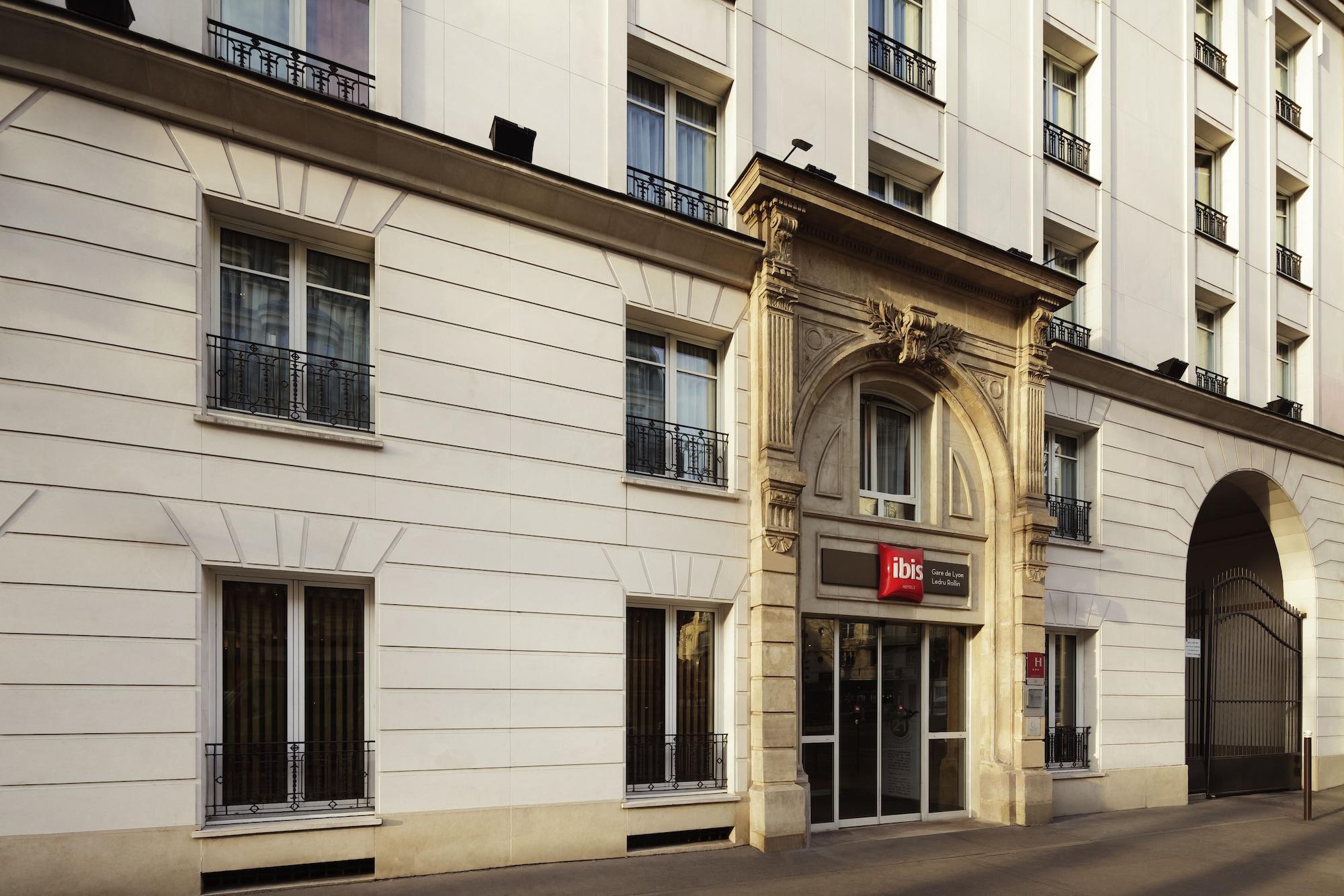 Ibis Paris Gare De Lyon Ledru Rollin Hotel Екстериор снимка