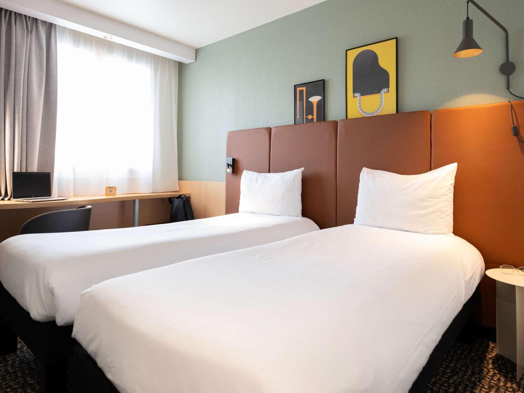 Ibis Paris Gare De Lyon Ledru Rollin Hotel Екстериор снимка