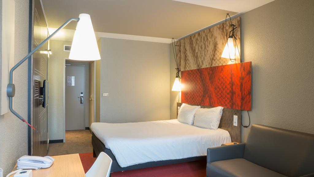 Ibis Paris Gare De Lyon Ledru Rollin Hotel Екстериор снимка